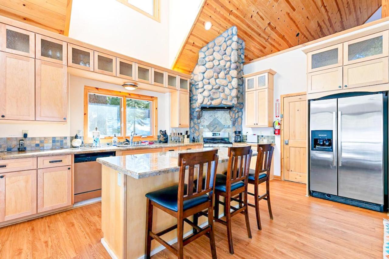 Oso Lodge Yosemite West Εξωτερικό φωτογραφία