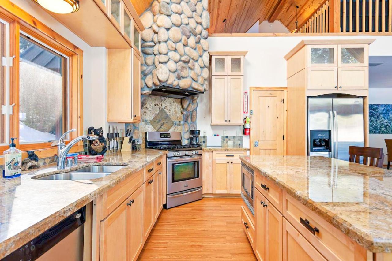 Oso Lodge Yosemite West Εξωτερικό φωτογραφία