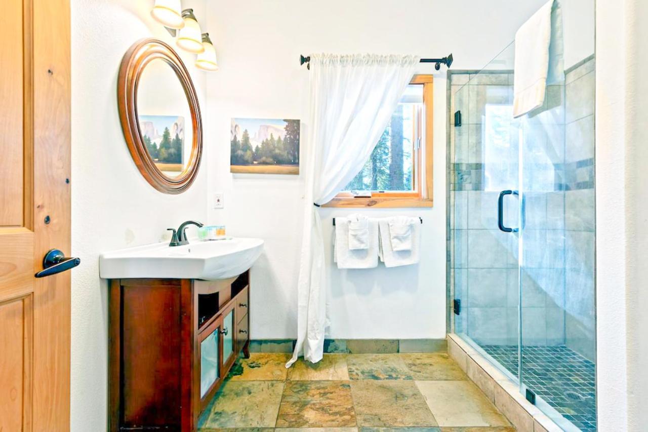 Oso Lodge Yosemite West Εξωτερικό φωτογραφία